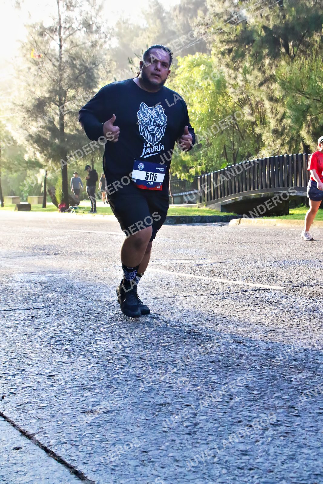 Foto de la CARRERA BIMBO GLOBAL RACE GUADALAJARA en Centro Comercial Andares, Blvd. Puerta de Hierro 4965, Zapopan a las 07:32 · dorsal 5115