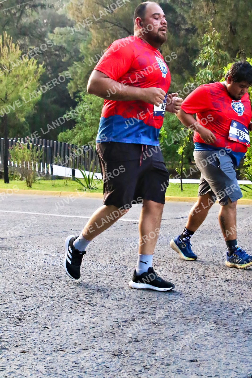 Foto de la CARRERA BIMBO GLOBAL RACE GUADALAJARA en Centro Comercial Andares, Blvd. Puerta de Hierro 4965, Zapopan a las 07:40 · dorsal 4633