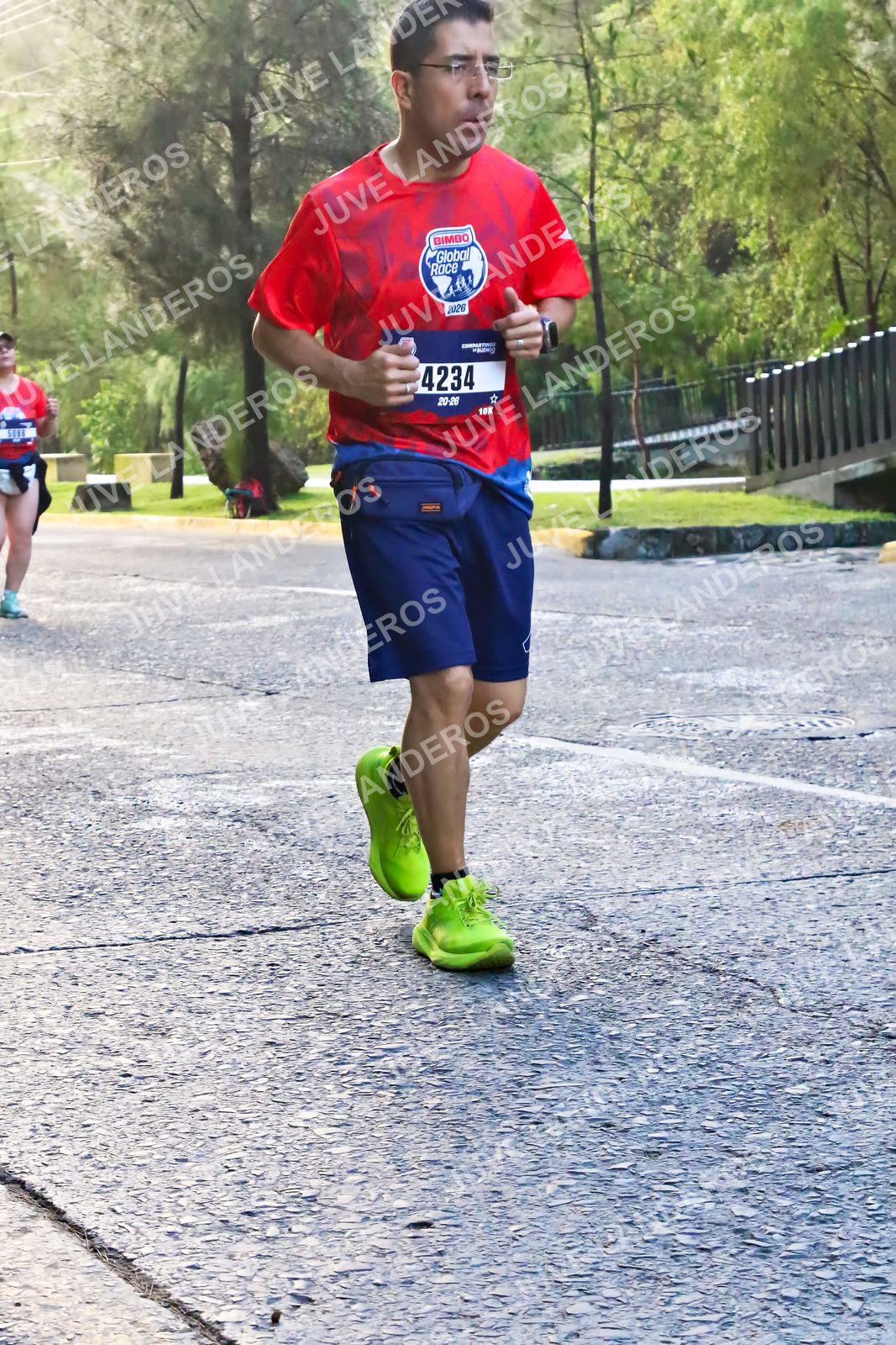 Foto de la CARRERA BIMBO GLOBAL RACE GUADALAJARA en Centro Comercial Andares, Blvd. Puerta de Hierro 4965, Zapopan a las 07:39 · dorsal 4234