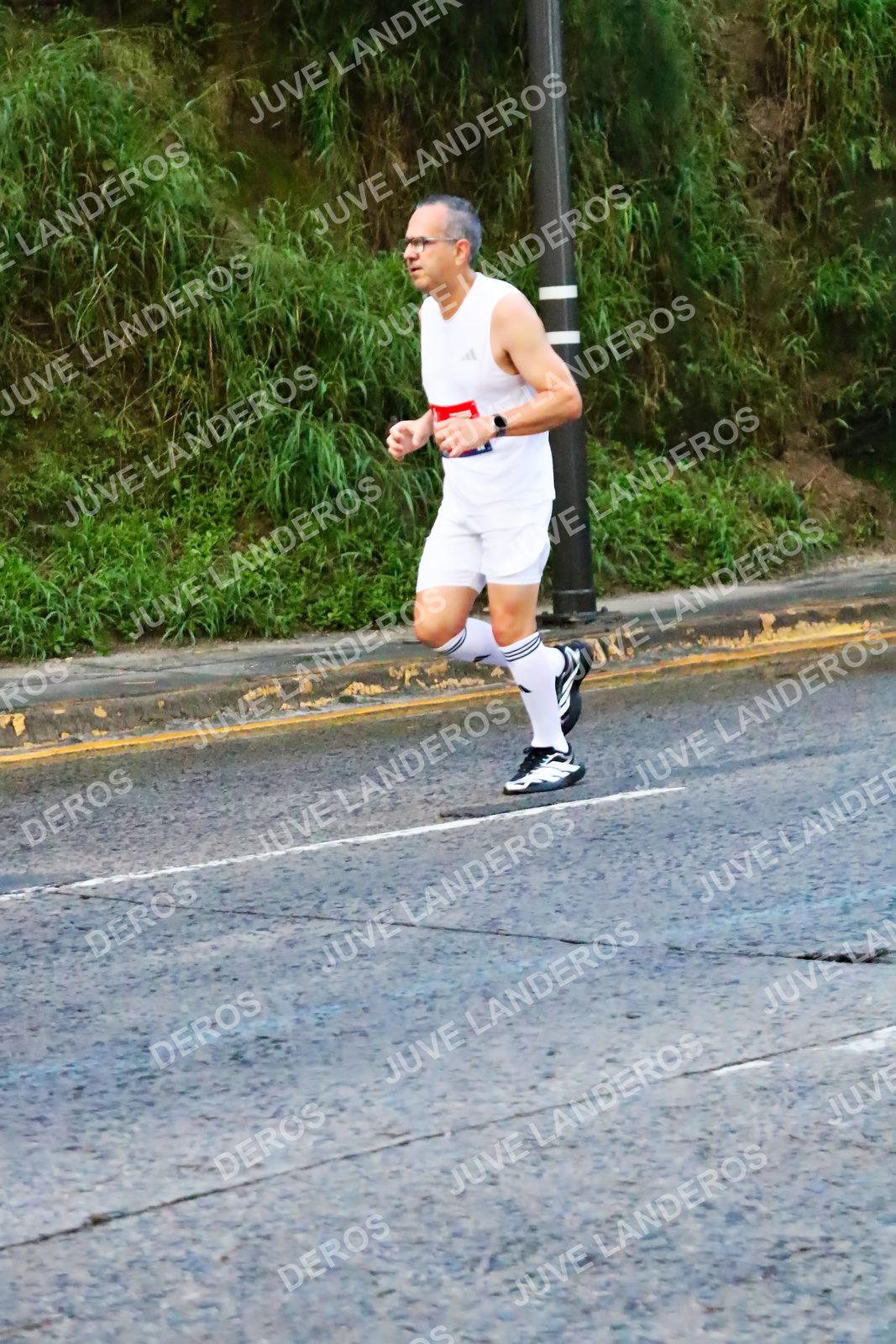 Foto de la CARRERA BIMBO GLOBAL RACE GUADALAJARA en Centro Comercial Andares, Blvd. Puerta de Hierro 4965, Zapopan a las 04:55