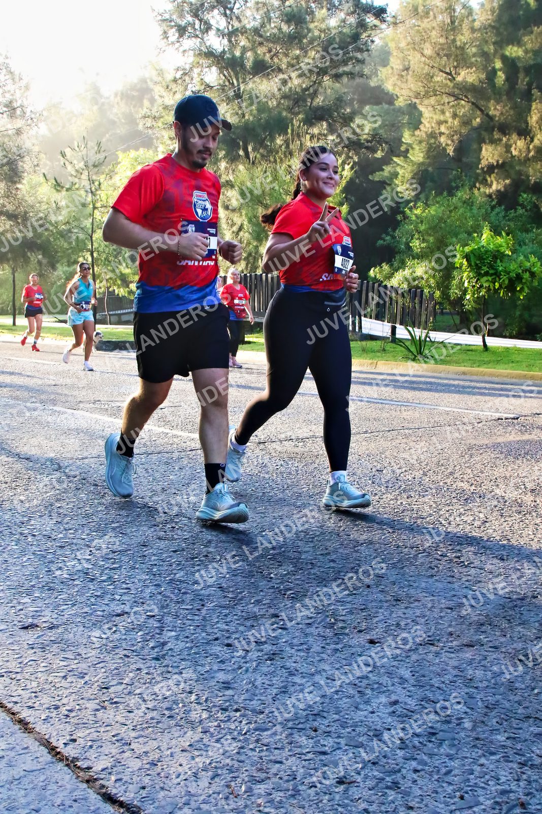 Foto de la CARRERA BIMBO GLOBAL RACE GUADALAJARA en Centro Comercial Andares, Blvd. Puerta de Hierro 4965, Zapopan a las 07:27 · dorsal 4822