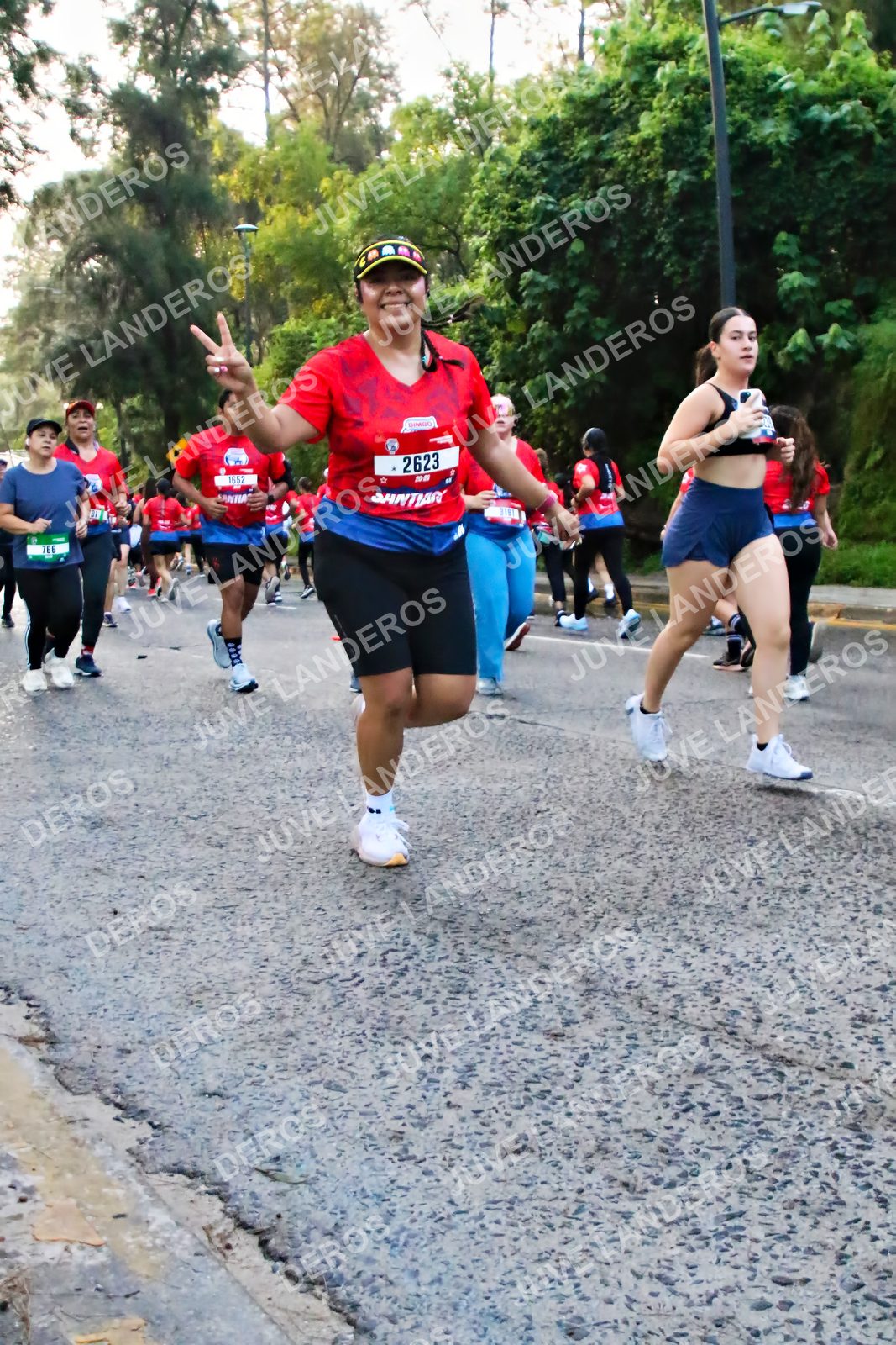 Foto de la CARRERA BIMBO GLOBAL RACE GUADALAJARA en Centro Comercial Andares, Blvd. Puerta de Hierro 4965, Zapopan a las 06:59 · dorsal 2623, 1652, 766