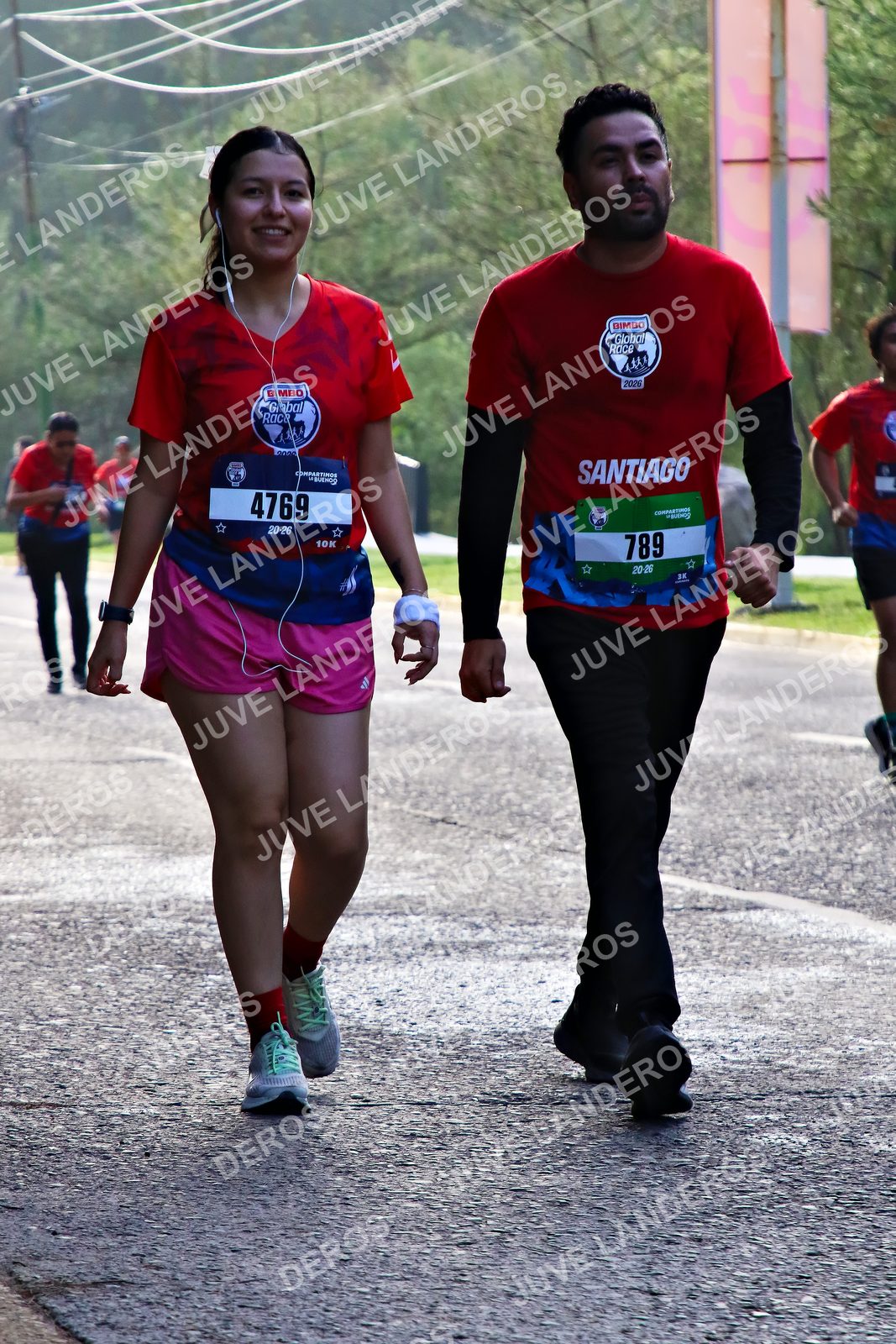 Foto de la CARRERA BIMBO GLOBAL RACE GUADALAJARA en Centro Comercial Andares, Blvd. Puerta de Hierro 4965, Zapopan a las 07:46 · dorsal 789, 4769, 2000