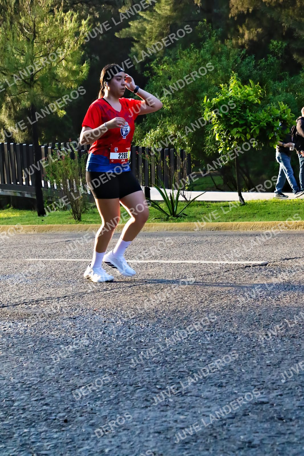 Foto de la CARRERA BIMBO GLOBAL RACE GUADALAJARA en Centro Comercial Andares, Blvd. Puerta de Hierro 4965, Zapopan a las 07:33 · dorsal 2286