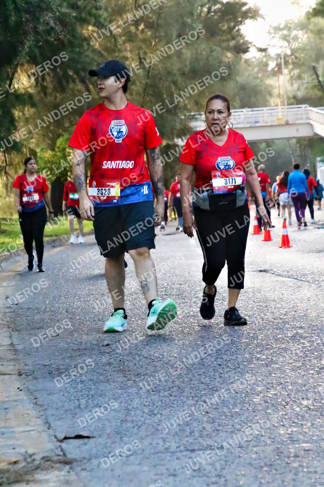 Foto de la CARRERA BIMBO GLOBAL RACE GUADALAJARA en Centro Comercial Andares, Blvd. Puerta de Hierro 4965, Zapopan a las 07:10 · dorsal 3628, 3171