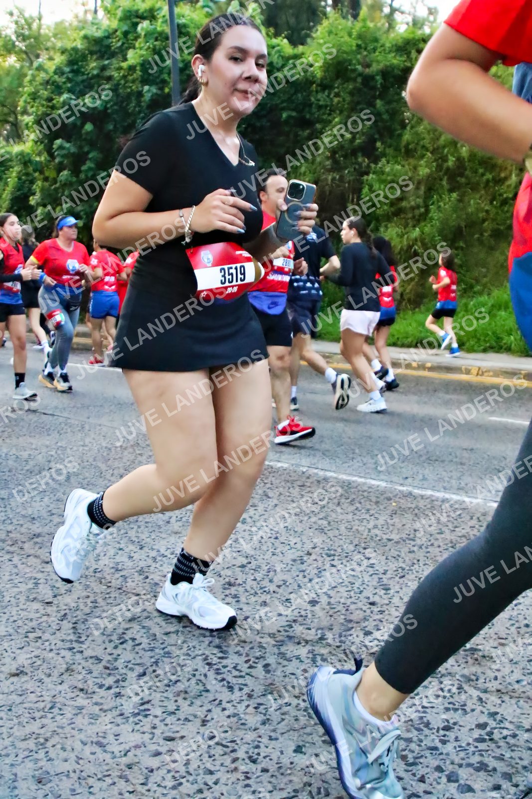 Foto de la CARRERA BIMBO GLOBAL RACE GUADALAJARA en Centro Comercial Andares, Blvd. Puerta de Hierro 4965, Zapopan a las 06:59 · dorsal 3519