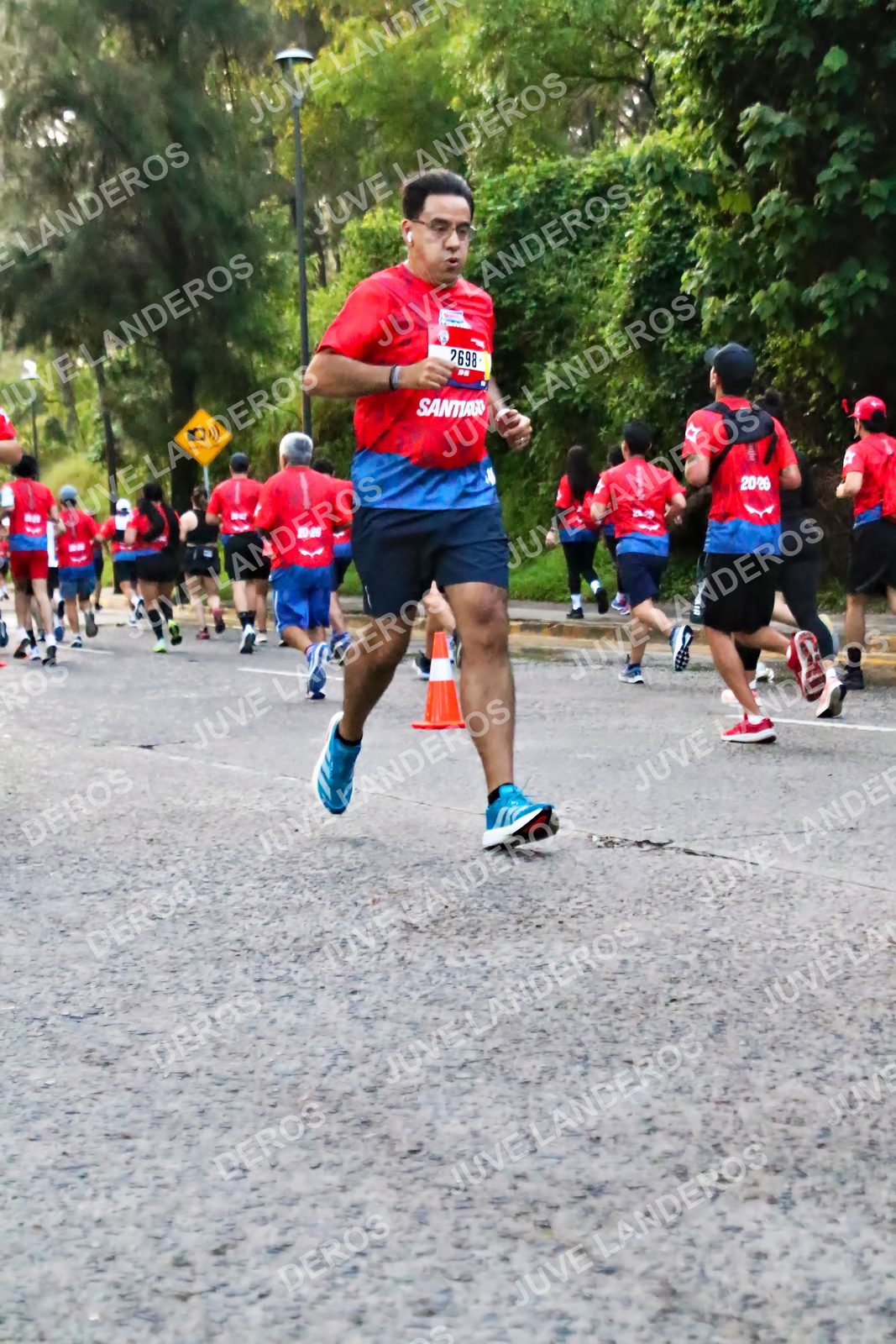 Foto de la CARRERA BIMBO GLOBAL RACE GUADALAJARA en Centro Comercial Andares, Blvd. Puerta de Hierro 4965, Zapopan a las 05:00 · dorsal 2698, 2020