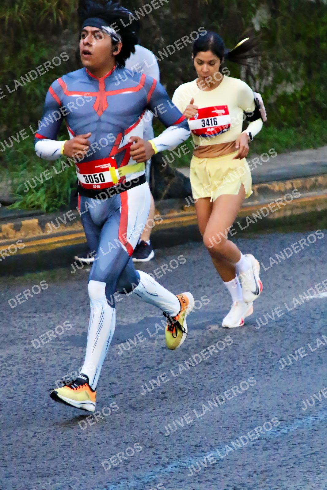 Foto de la CARRERA BIMBO GLOBAL RACE GUADALAJARA en Centro Comercial Andares, Blvd. Puerta de Hierro 4965, Zapopan a las 04:55 · dorsal 3416, 3050