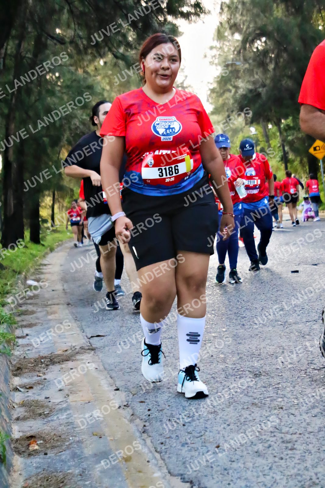 Foto de la CARRERA BIMBO GLOBAL RACE GUADALAJARA en Centro Comercial Andares, Blvd. Puerta de Hierro 4965, Zapopan a las 07:04 · dorsal 3186, 2918