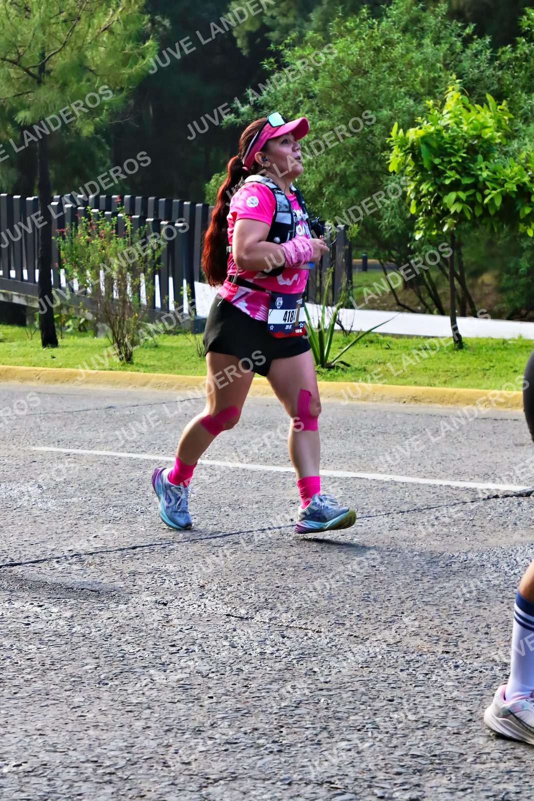 Foto de la CARRERA BIMBO GLOBAL RACE GUADALAJARA en Centro Comercial Andares, Blvd. Puerta de Hierro 4965, Zapopan a las 07:44 · dorsal 4184