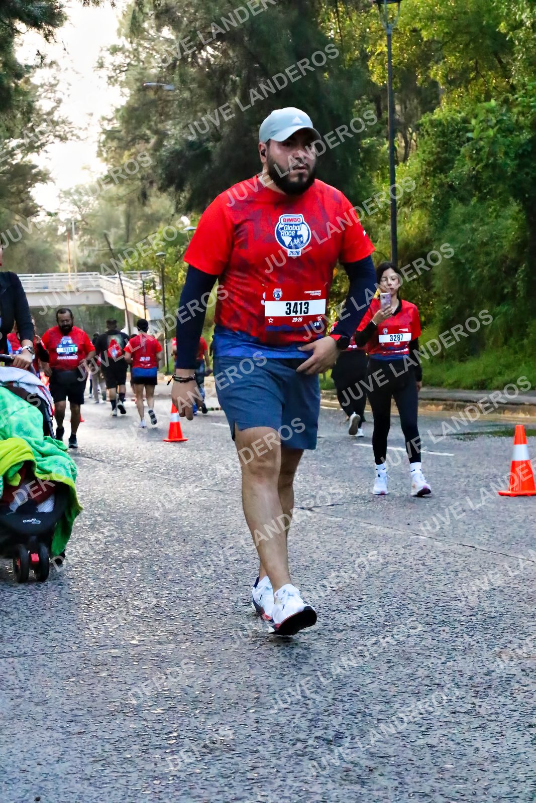 Foto de la CARRERA BIMBO GLOBAL RACE GUADALAJARA en Centro Comercial Andares, Blvd. Puerta de Hierro 4965, Zapopan a las 07:07 · dorsal 3413