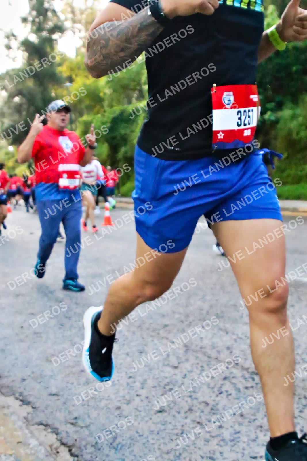 Foto de la CARRERA BIMBO GLOBAL RACE GUADALAJARA en Centro Comercial Andares, Blvd. Puerta de Hierro 4965, Zapopan a las 06:56 · dorsal 3257