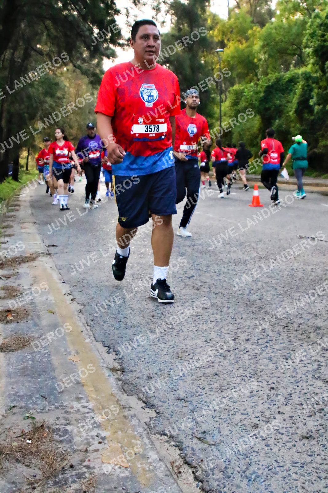 Foto de la CARRERA BIMBO GLOBAL RACE GUADALAJARA en Centro Comercial Andares, Blvd. Puerta de Hierro 4965, Zapopan a las 06:56 · dorsal 3578