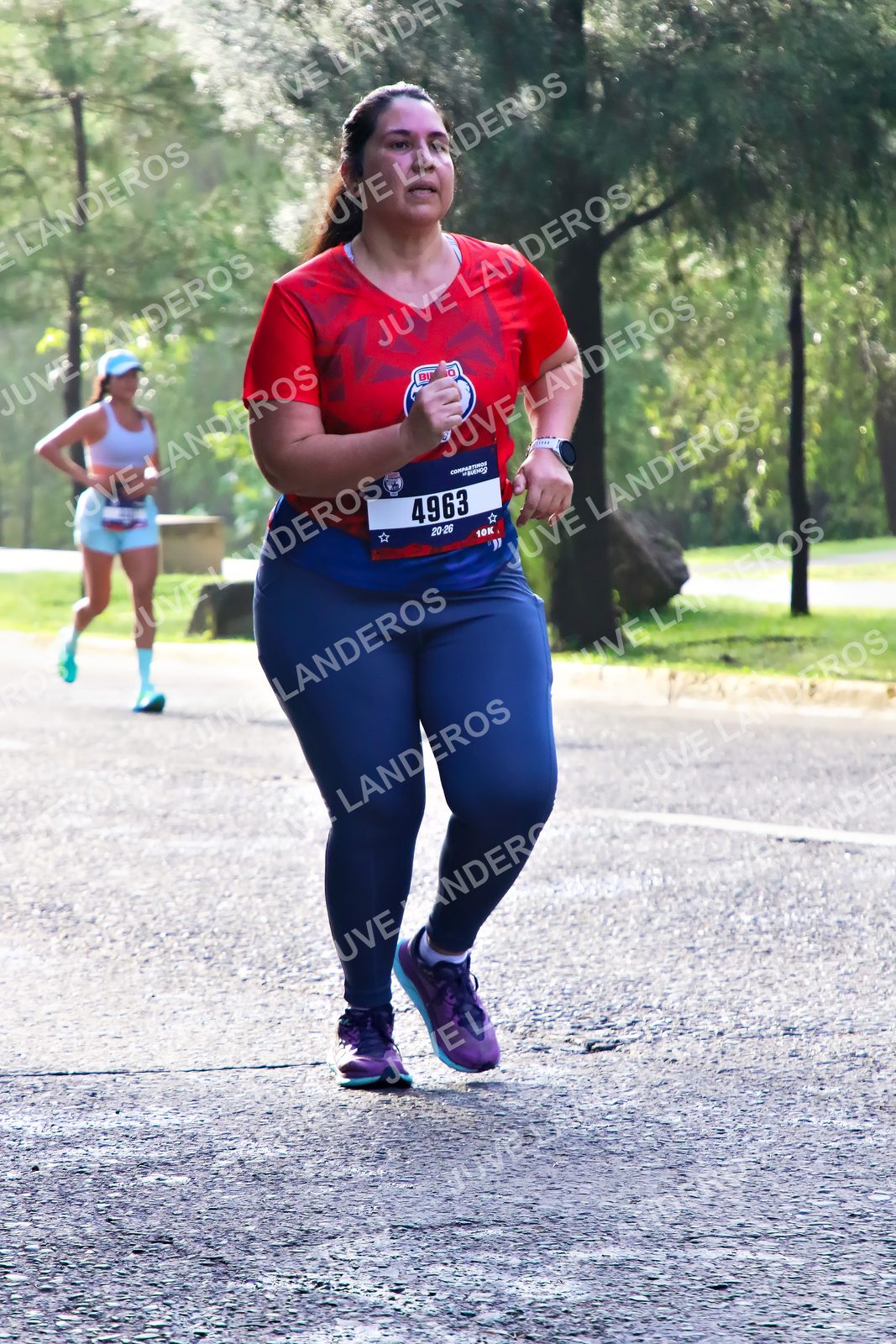 Foto de la CARRERA BIMBO GLOBAL RACE GUADALAJARA en Centro Comercial Andares, Blvd. Puerta de Hierro 4965, Zapopan a las 07:49 · dorsal 4963