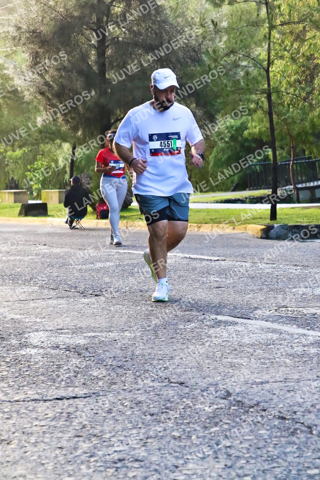 Foto de la CARRERA BIMBO GLOBAL RACE GUADALAJARA en Centro Comercial Andares, Blvd. Puerta de Hierro 4965, Zapopan a las 07:36 · dorsal 4551