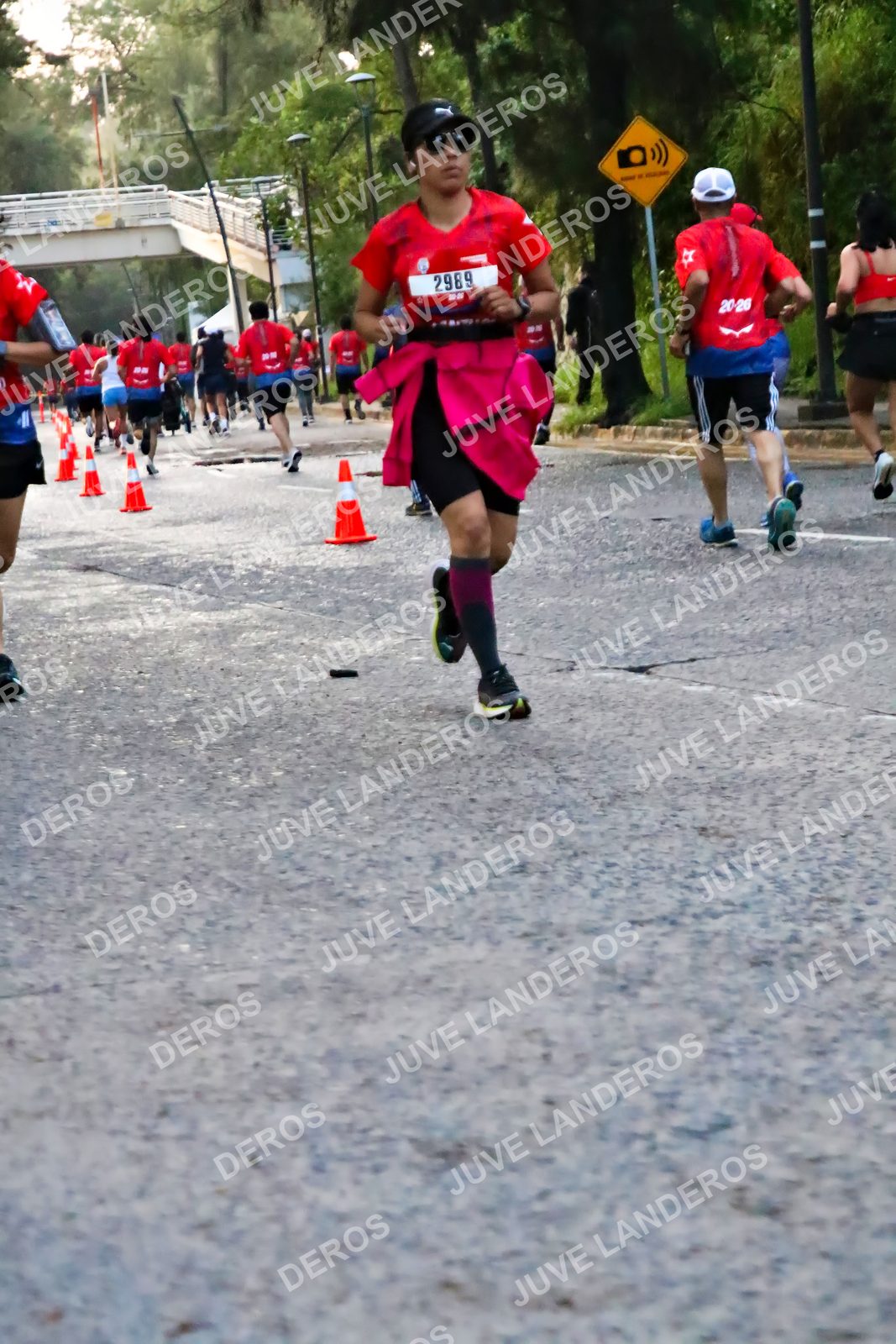 Foto de la CARRERA BIMBO GLOBAL RACE GUADALAJARA en Centro Comercial Andares, Blvd. Puerta de Hierro 4965, Zapopan a las 04:57 · dorsal 2989