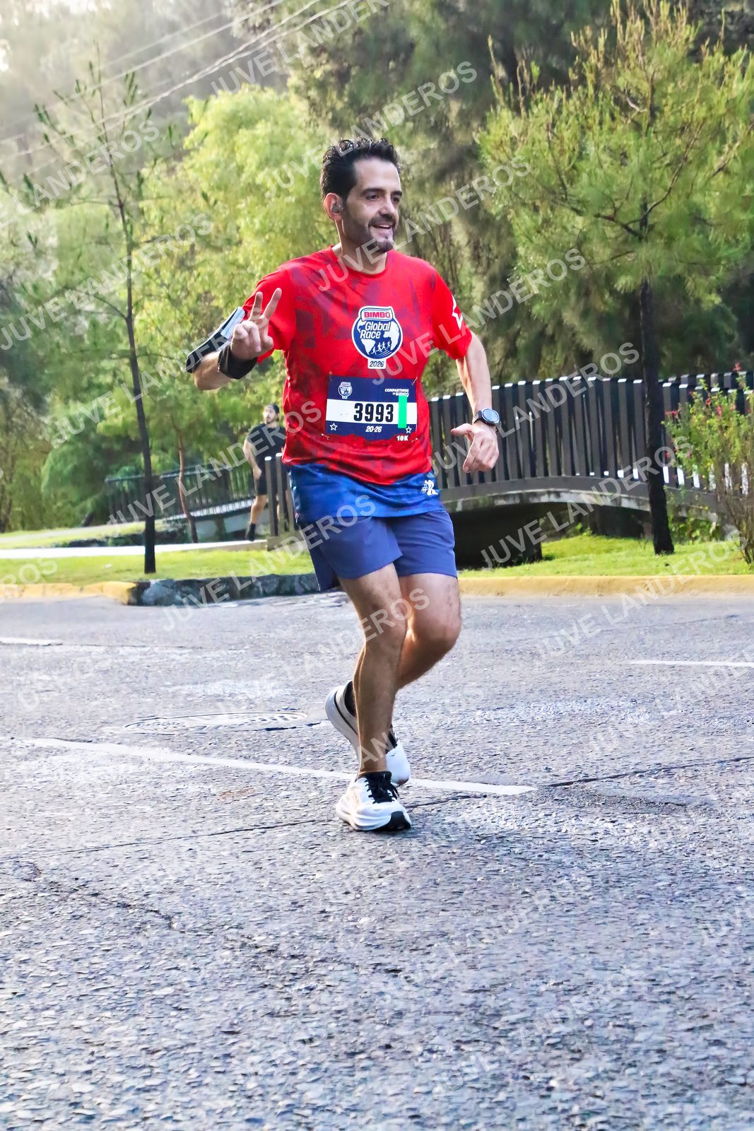 Foto de la CARRERA BIMBO GLOBAL RACE GUADALAJARA en Centro Comercial Andares, Blvd. Puerta de Hierro 4965, Zapopan a las 07:38 · dorsal 3993