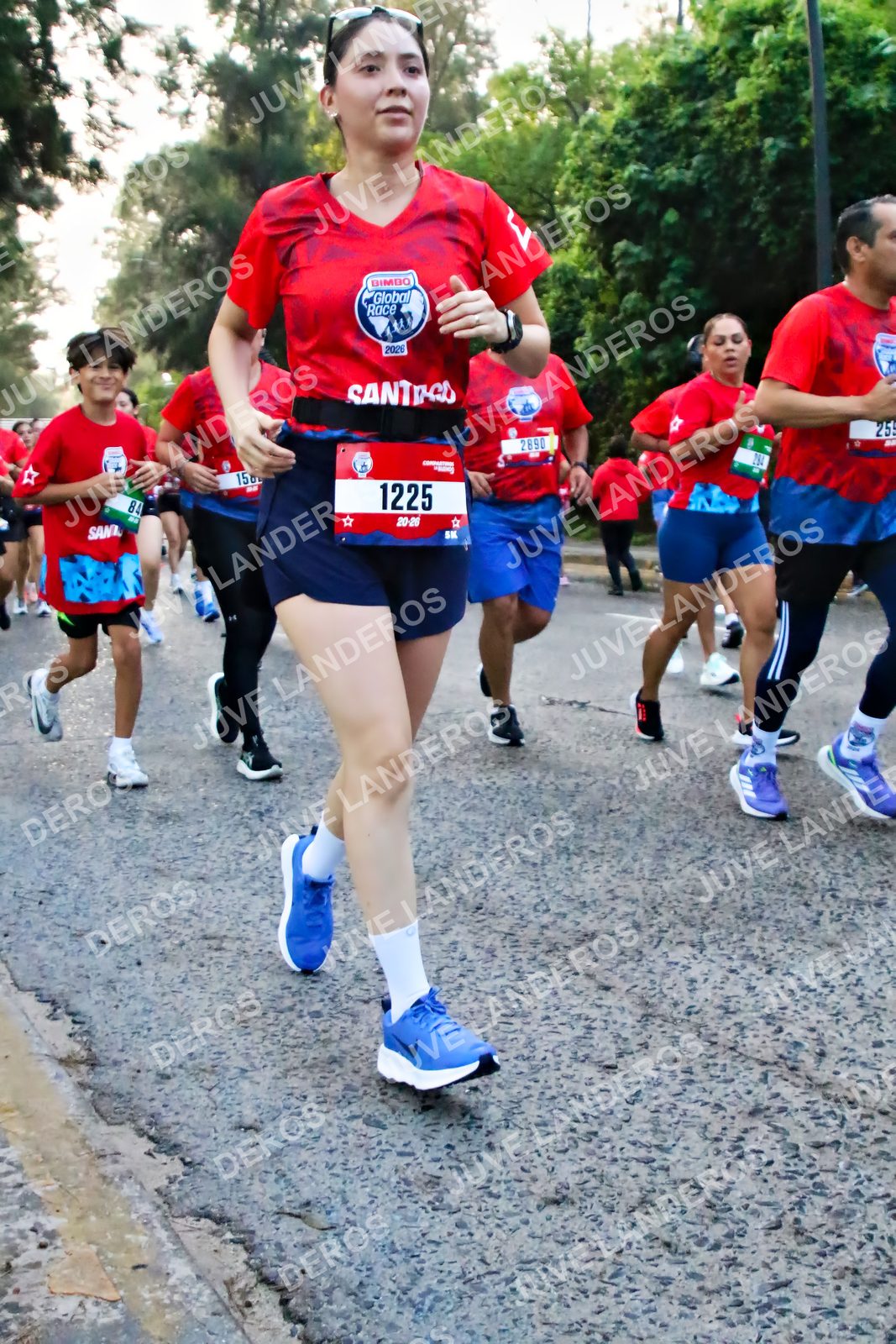 Foto de la CARRERA BIMBO GLOBAL RACE GUADALAJARA en Centro Comercial Andares, Blvd. Puerta de Hierro 4965, Zapopan a las 07:00 · dorsal 1225, 2890, 84