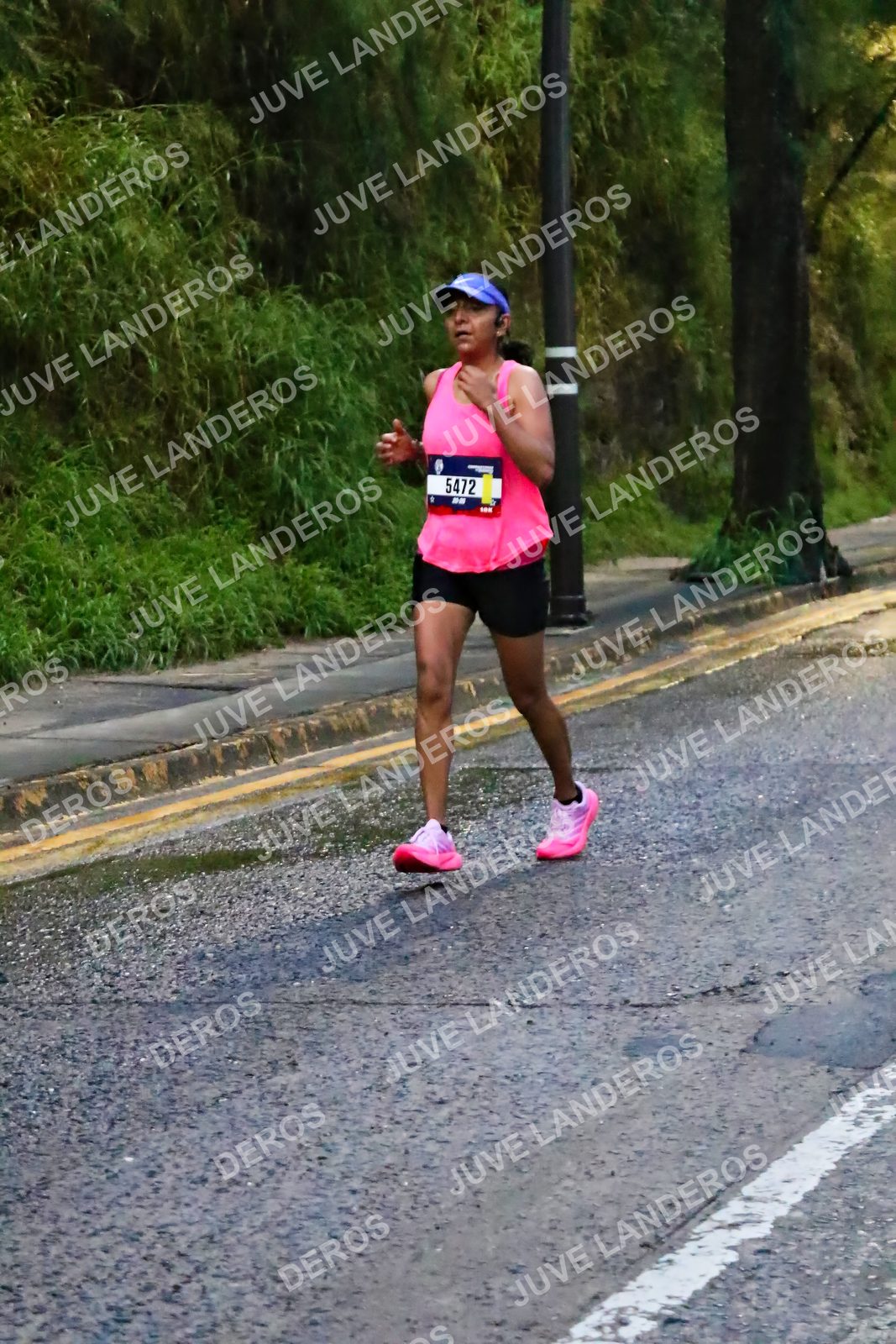 Foto de la CARRERA BIMBO GLOBAL RACE GUADALAJARA en Centro Comercial Andares, Blvd. Puerta de Hierro 4965, Zapopan a las 06:37 · dorsal 5472
