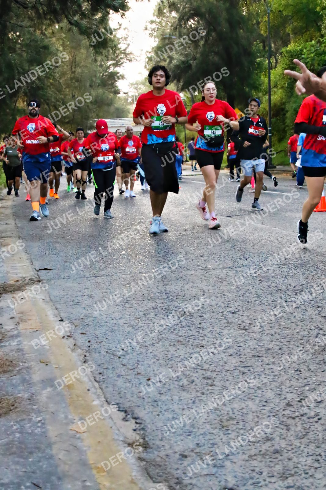 Foto de la CARRERA BIMBO GLOBAL RACE GUADALAJARA en Centro Comercial Andares, Blvd. Puerta de Hierro 4965, Zapopan a las 07:04 · dorsal 748, 1839