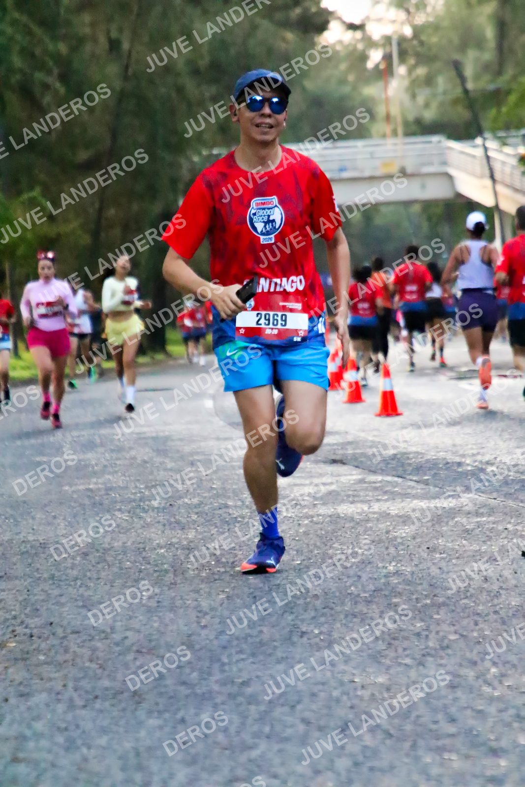 Foto de la CARRERA BIMBO GLOBAL RACE GUADALAJARA en Centro Comercial Andares, Blvd. Puerta de Hierro 4965, Zapopan a las 04:56 · dorsal 2969