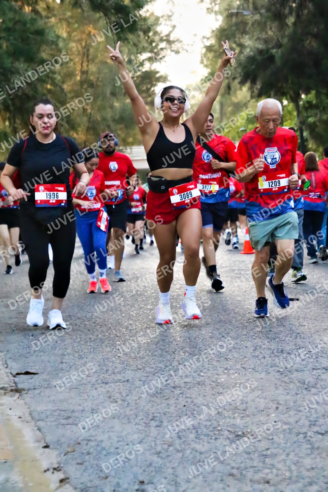 Foto de la CARRERA BIMBO GLOBAL RACE GUADALAJARA en Centro Comercial Andares, Blvd. Puerta de Hierro 4965, Zapopan a las 06:57 · dorsal 1996, 1209, 3089, 3477