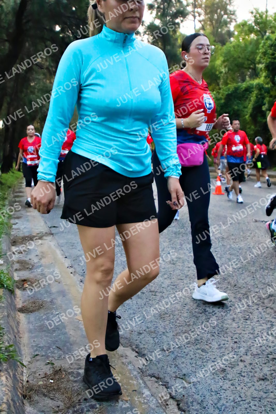 Foto de la CARRERA BIMBO GLOBAL RACE GUADALAJARA en Centro Comercial Andares, Blvd. Puerta de Hierro 4965, Zapopan a las 07:00 · dorsal 1830, 49