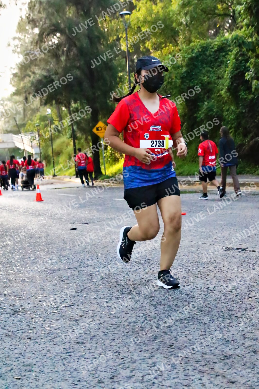 Foto de la CARRERA BIMBO GLOBAL RACE GUADALAJARA en Centro Comercial Andares, Blvd. Puerta de Hierro 4965, Zapopan a las 07:11 · dorsal 2739