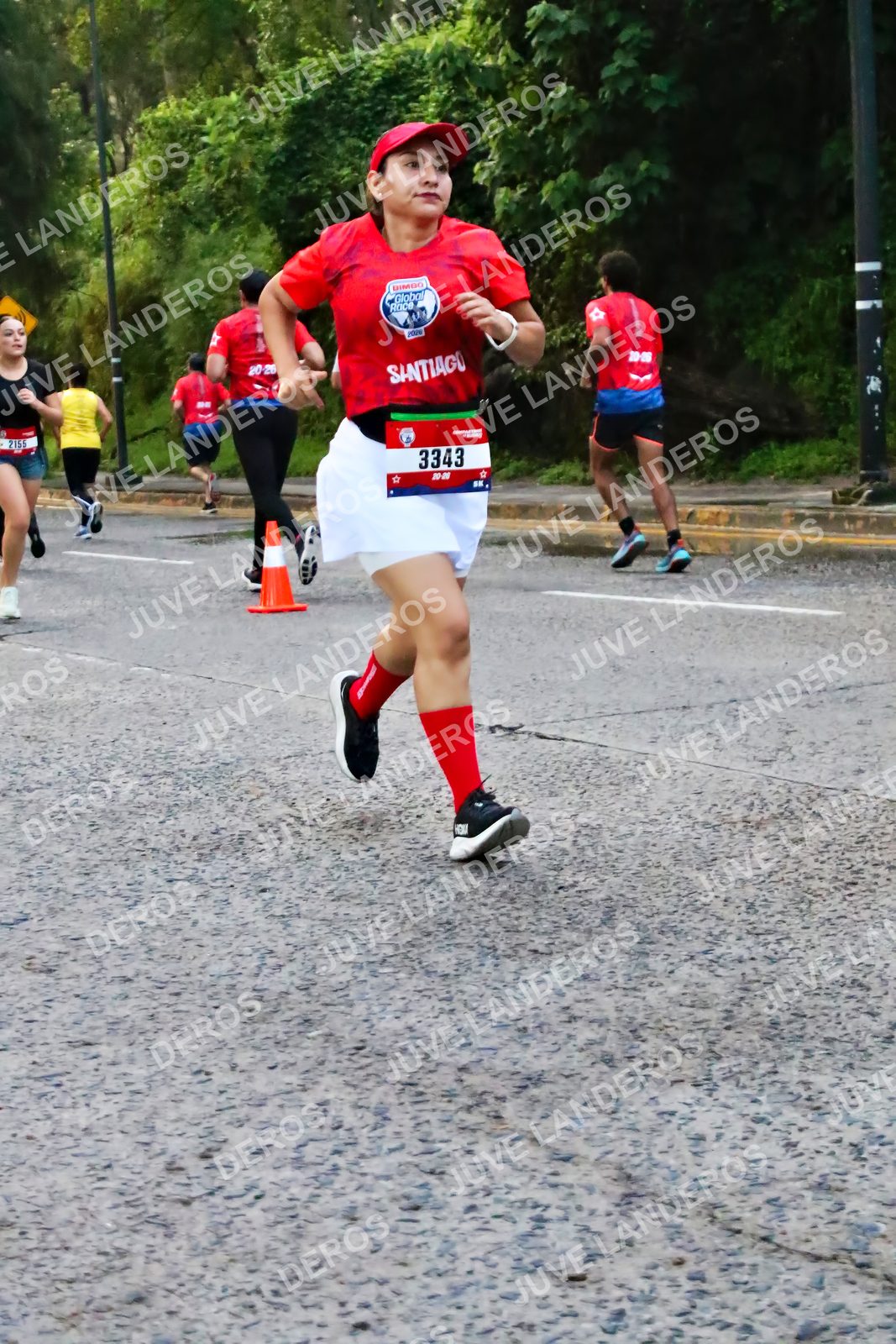 Foto de la CARRERA BIMBO GLOBAL RACE GUADALAJARA en Centro Comercial Andares, Blvd. Puerta de Hierro 4965, Zapopan a las 04:59 · dorsal 3343, 2155