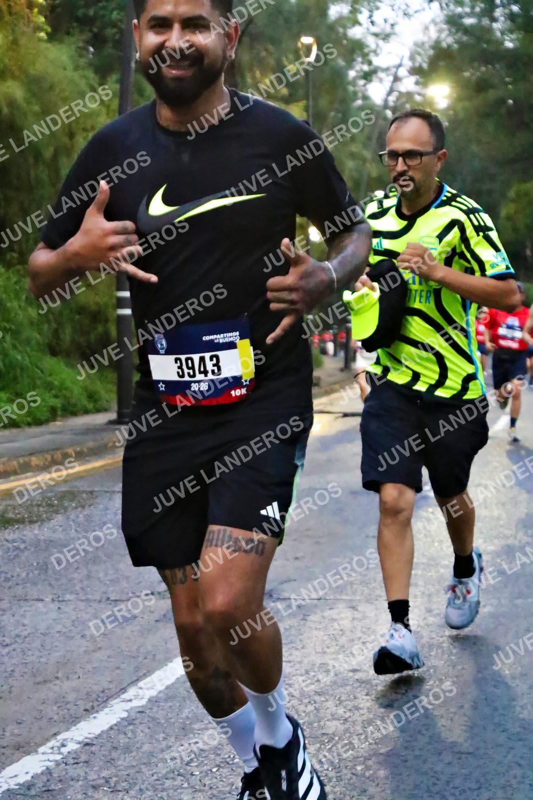 Foto de la CARRERA BIMBO GLOBAL RACE GUADALAJARA en Centro Comercial Andares, Blvd. Puerta de Hierro 4965, Zapopan a las 06:39 · dorsal 3943