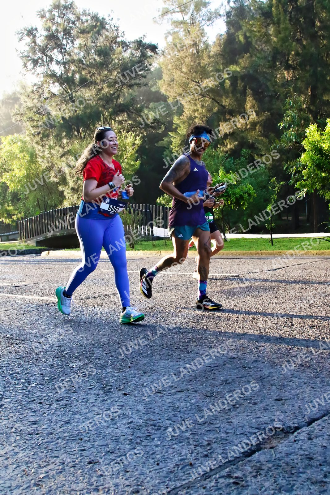 Foto de la CARRERA BIMBO GLOBAL RACE GUADALAJARA en Centro Comercial Andares, Blvd. Puerta de Hierro 4965, Zapopan a las 07:25 · dorsal 5002