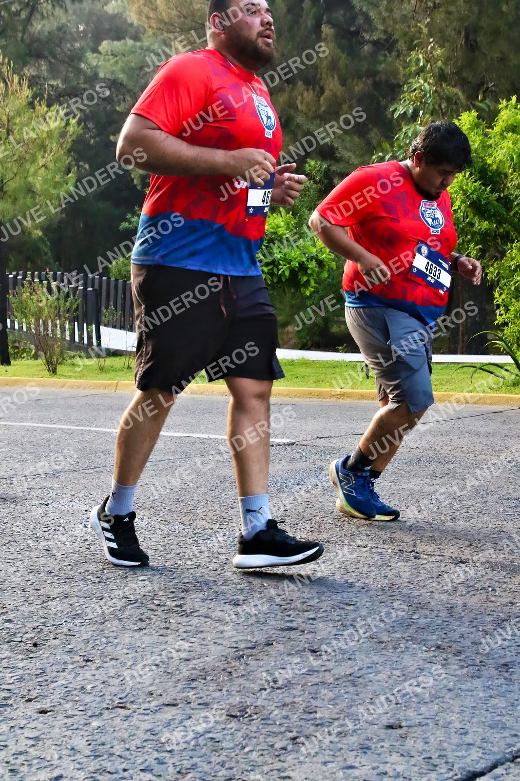 Foto de la CARRERA BIMBO GLOBAL RACE GUADALAJARA en Centro Comercial Andares, Blvd. Puerta de Hierro 4965, Zapopan a las 07:40 · dorsal 4633