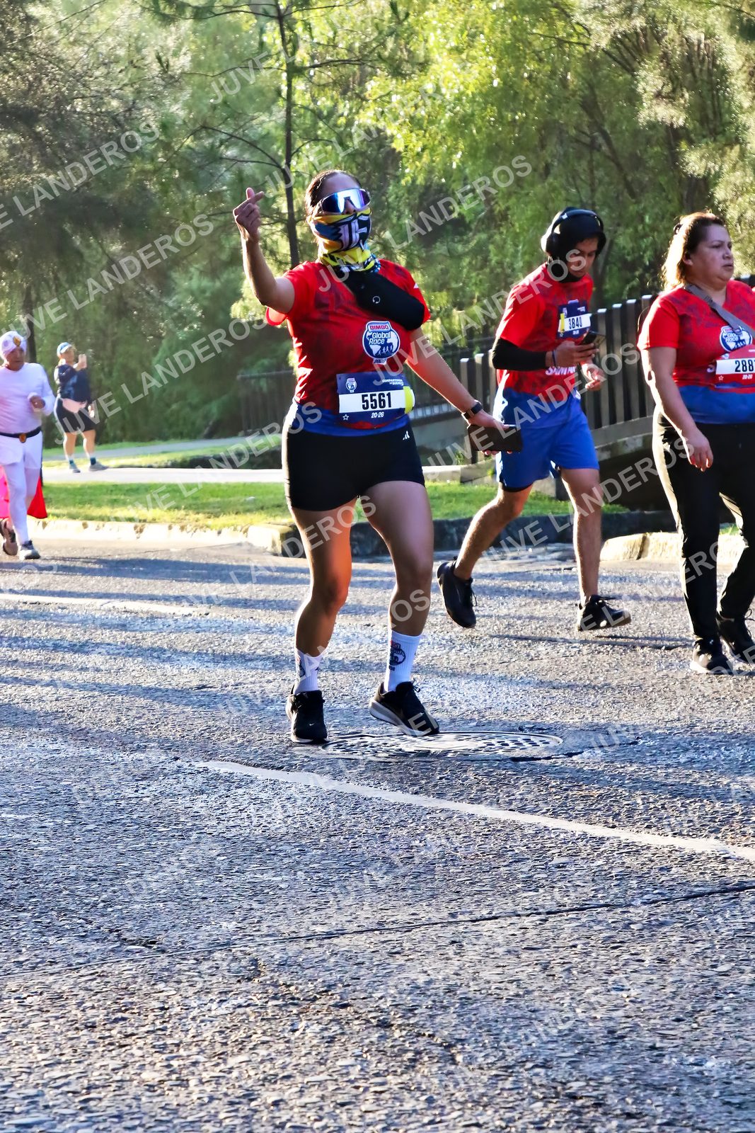 Foto de la CARRERA BIMBO GLOBAL RACE GUADALAJARA en Centro Comercial Andares, Blvd. Puerta de Hierro 4965, Zapopan a las 07:25 · dorsal 5561, 288