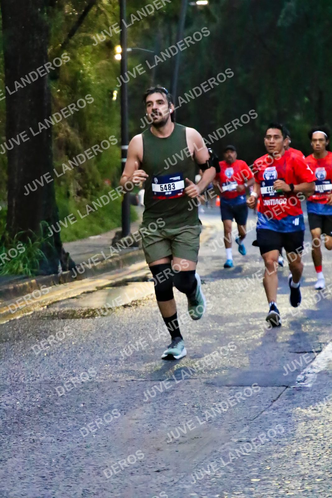 Foto de la CARRERA BIMBO GLOBAL RACE GUADALAJARA en Centro Comercial Andares, Blvd. Puerta de Hierro 4965, Zapopan a las 06:37 · dorsal 5483, 448