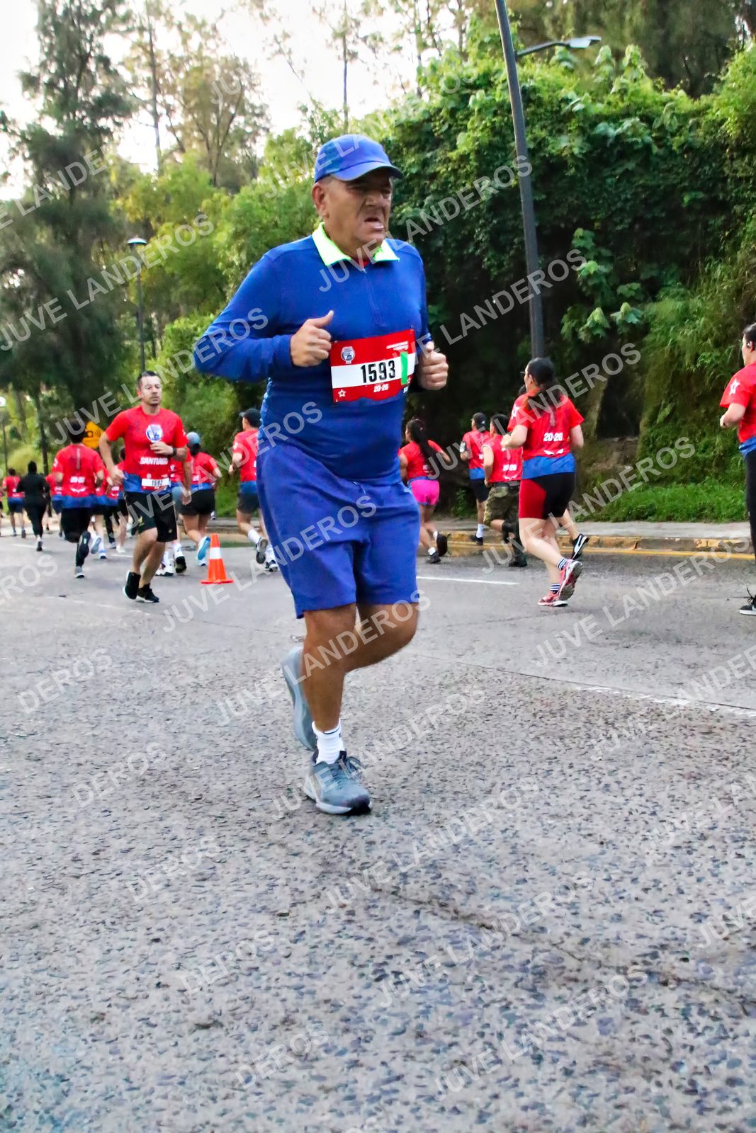 Foto de la CARRERA BIMBO GLOBAL RACE GUADALAJARA en Centro Comercial Andares, Blvd. Puerta de Hierro 4965, Zapopan a las 05:00 · dorsal 1593