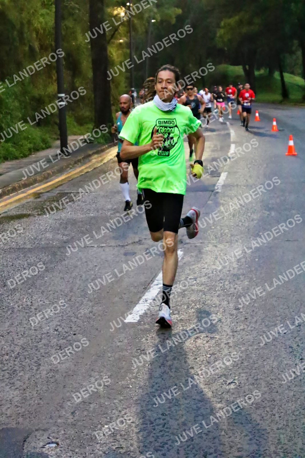 Foto de la CARRERA BIMBO GLOBAL RACE GUADALAJARA en Centro Comercial Andares, Blvd. Puerta de Hierro 4965, Zapopan a las 06:36