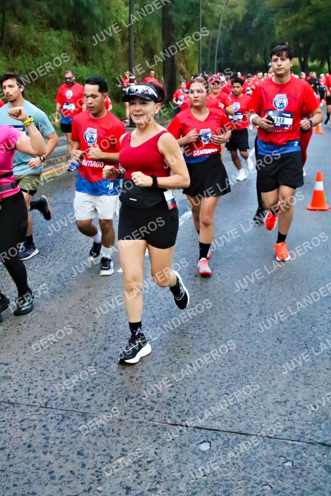 Foto de la CARRERA BIMBO GLOBAL RACE GUADALAJARA en Centro Comercial Andares, Blvd. Puerta de Hierro 4965, Zapopan a las 04:49 · dorsal 948