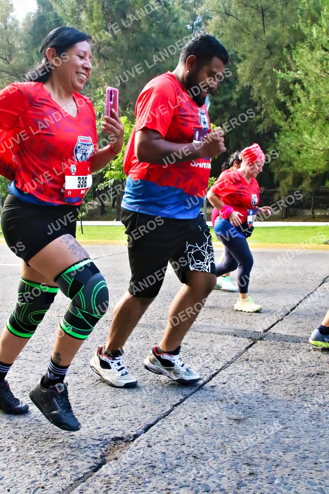 Foto de la CARRERA BIMBO GLOBAL RACE GUADALAJARA en Centro Comercial Andares, Blvd. Puerta de Hierro 4965, Zapopan a las 07:45