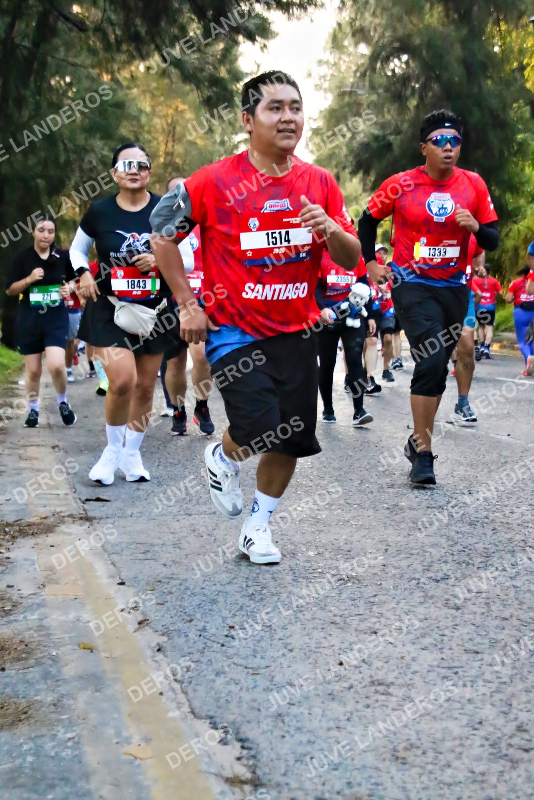 Foto de la CARRERA BIMBO GLOBAL RACE GUADALAJARA en Centro Comercial Andares, Blvd. Puerta de Hierro 4965, Zapopan a las 06:58 · dorsal 1333, 1514, 1843, 2355