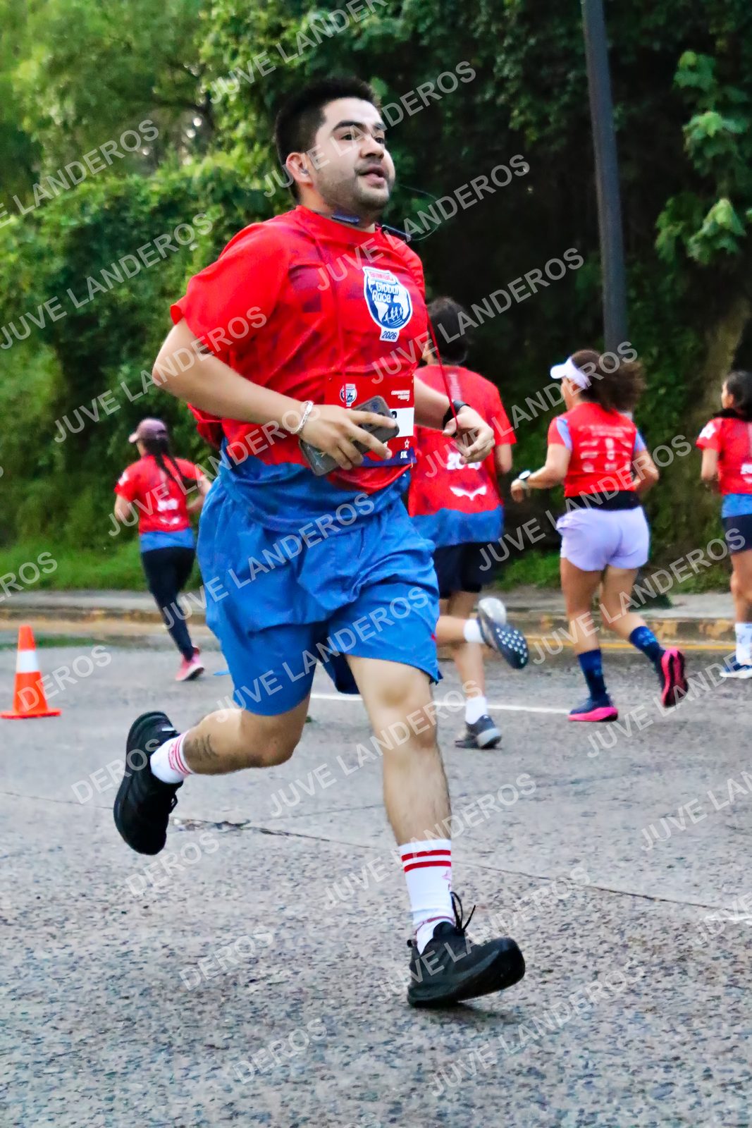 Foto de la CARRERA BIMBO GLOBAL RACE GUADALAJARA en Centro Comercial Andares, Blvd. Puerta de Hierro 4965, Zapopan a las 04:58