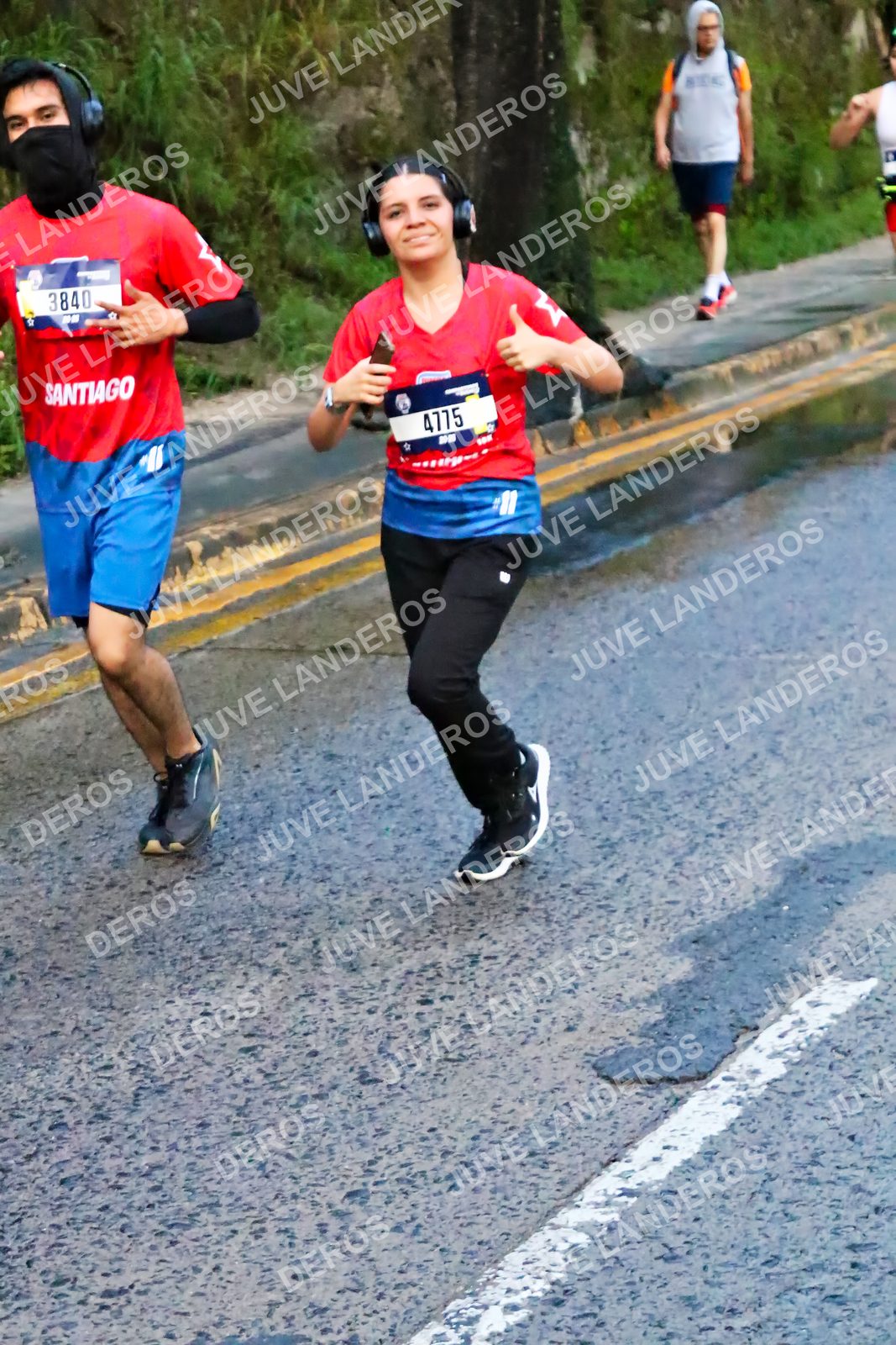 Foto de la CARRERA BIMBO GLOBAL RACE GUADALAJARA en Centro Comercial Andares, Blvd. Puerta de Hierro 4965, Zapopan a las 04:52 · dorsal 3840, 4775