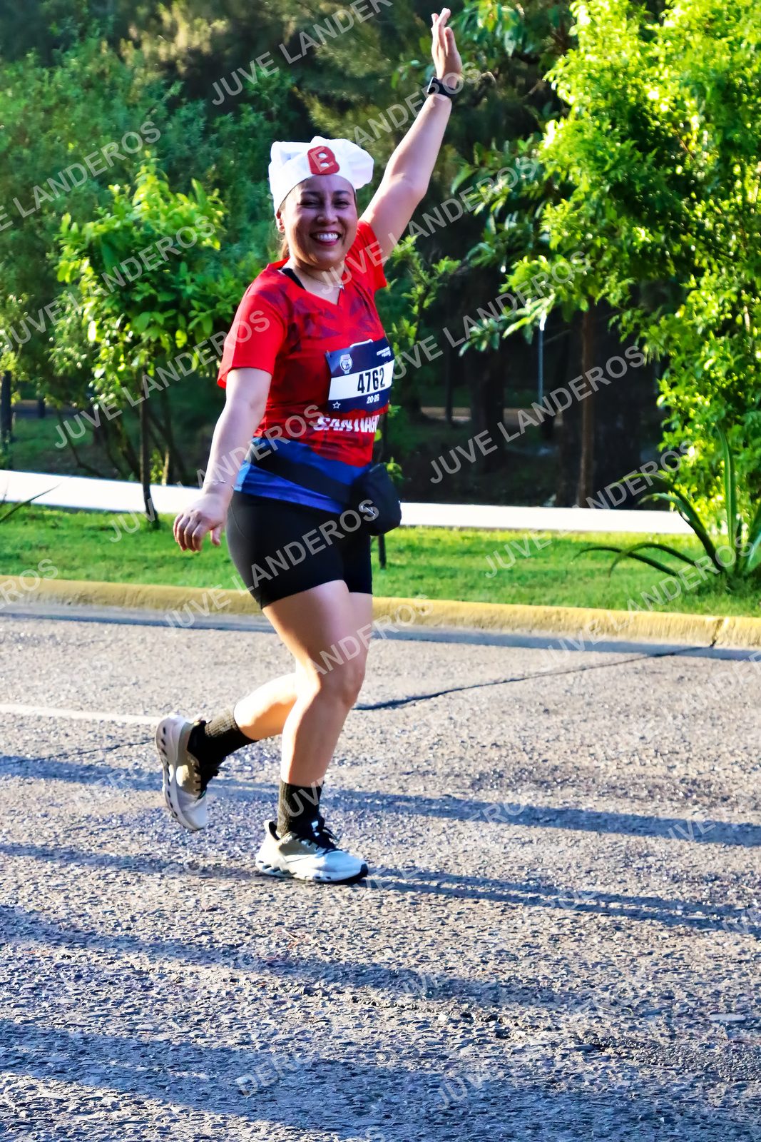 Foto de la CARRERA BIMBO GLOBAL RACE GUADALAJARA en Centro Comercial Andares, Blvd. Puerta de Hierro 4965, Zapopan a las 07:28 · dorsal 4762