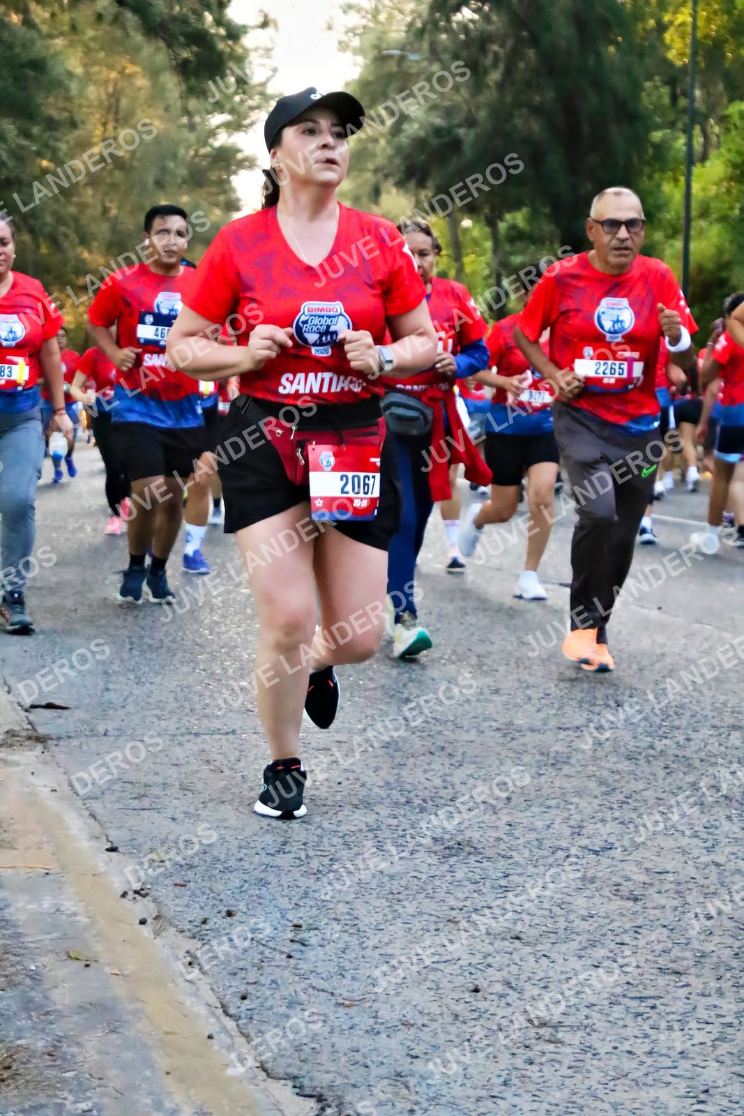 Foto de la CARRERA BIMBO GLOBAL RACE GUADALAJARA en Centro Comercial Andares, Blvd. Puerta de Hierro 4965, Zapopan a las 06:58 · dorsal 2067, 2265, 46, 83