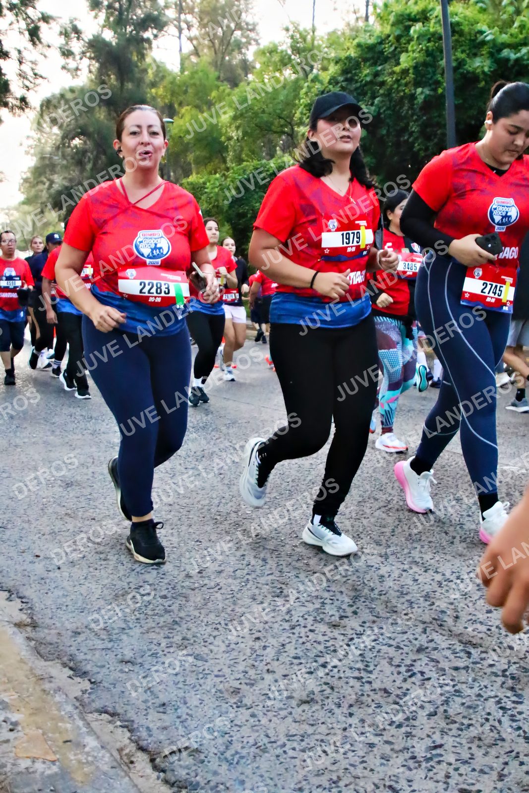 Foto de la CARRERA BIMBO GLOBAL RACE GUADALAJARA en Centro Comercial Andares, Blvd. Puerta de Hierro 4965, Zapopan a las 07:01 · dorsal 2283, 2745, 1979, 3485
