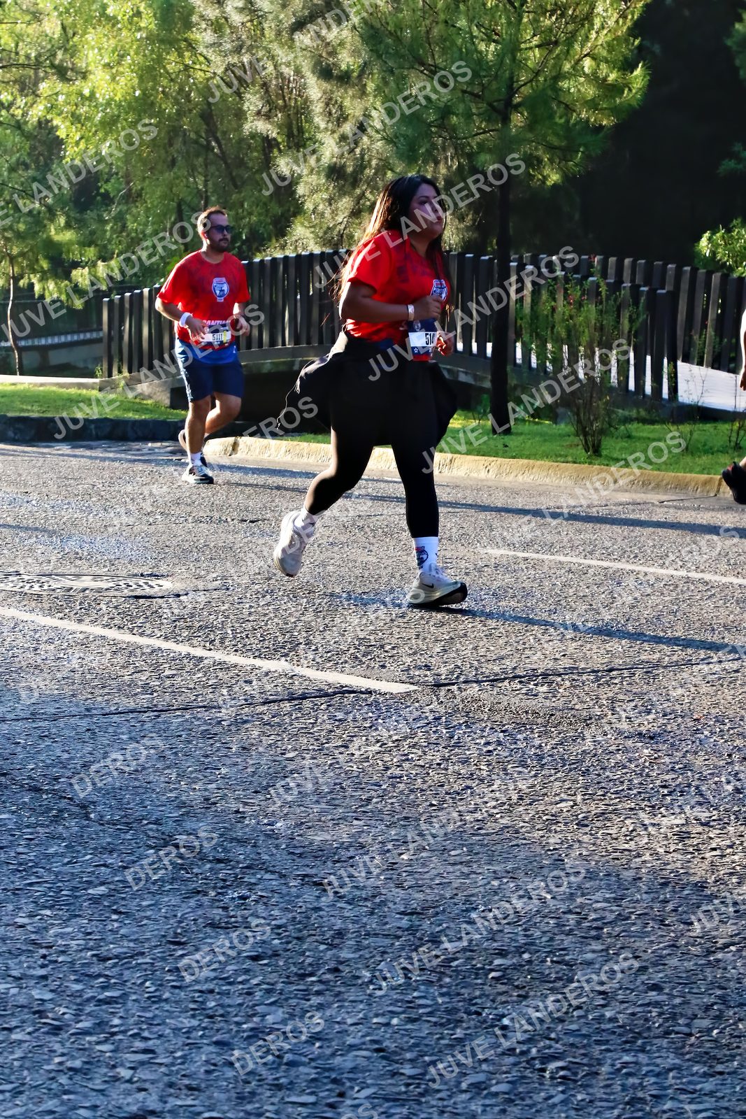 Foto de la CARRERA BIMBO GLOBAL RACE GUADALAJARA en Centro Comercial Andares, Blvd. Puerta de Hierro 4965, Zapopan a las 07:29 · dorsal 514, 5111