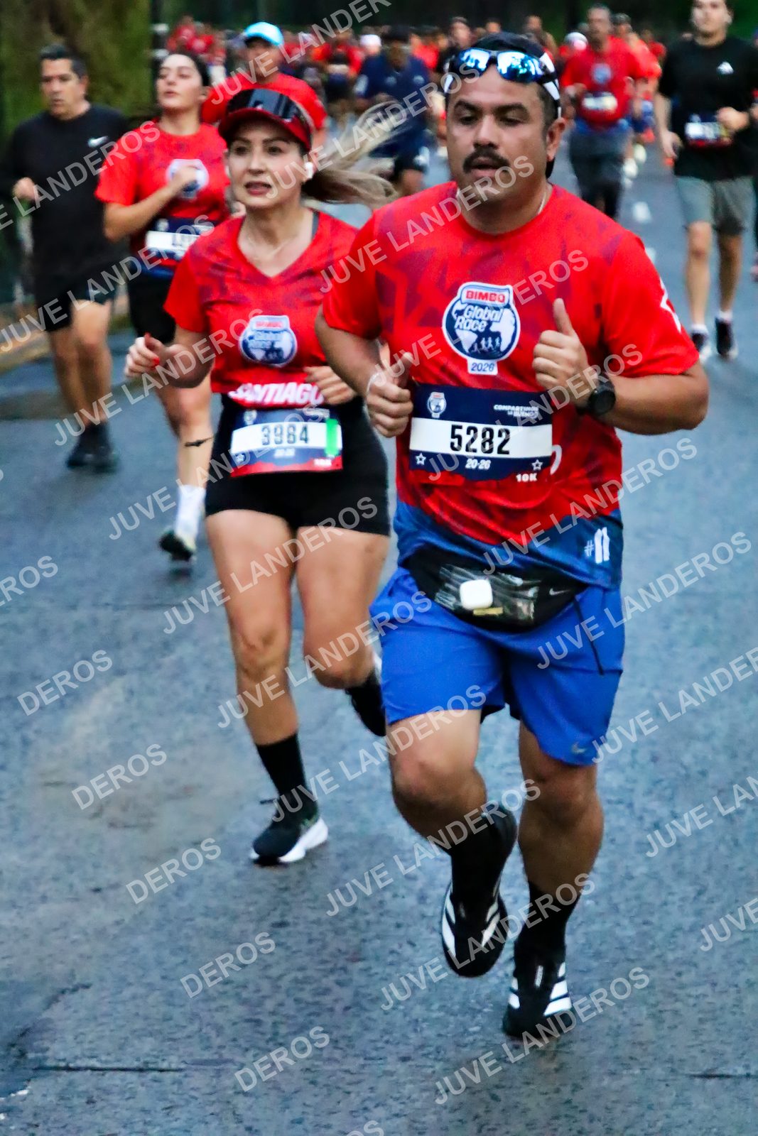 Foto de la CARRERA BIMBO GLOBAL RACE GUADALAJARA en Centro Comercial Andares, Blvd. Puerta de Hierro 4965, Zapopan a las 06:40 · dorsal 5282, 3984, 2020