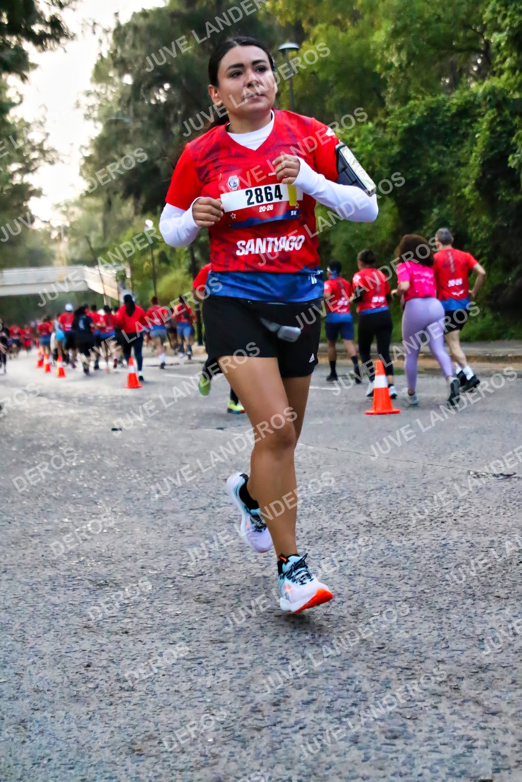 Foto de la CARRERA BIMBO GLOBAL RACE GUADALAJARA en Centro Comercial Andares, Blvd. Puerta de Hierro 4965, Zapopan a las 05:00 · dorsal 2864