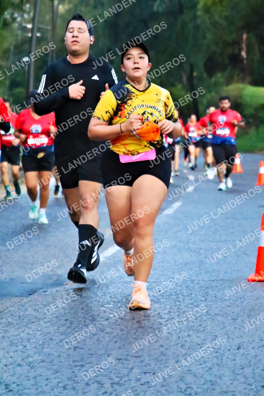 Foto de la CARRERA BIMBO GLOBAL RACE GUADALAJARA en Centro Comercial Andares, Blvd. Puerta de Hierro 4965, Zapopan a las 04:51