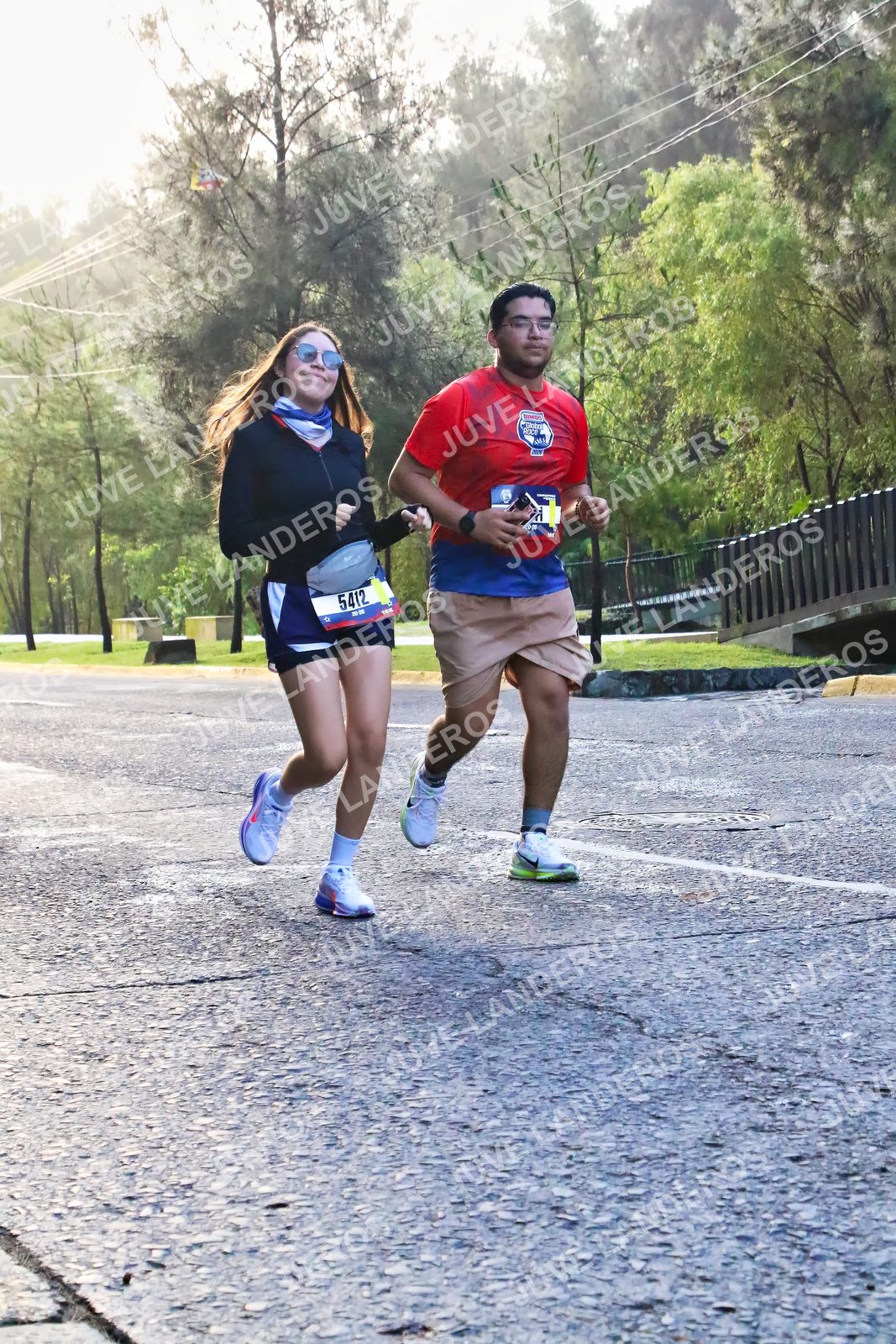 Foto de la CARRERA BIMBO GLOBAL RACE GUADALAJARA en Centro Comercial Andares, Blvd. Puerta de Hierro 4965, Zapopan a las 07:38 · dorsal 5412