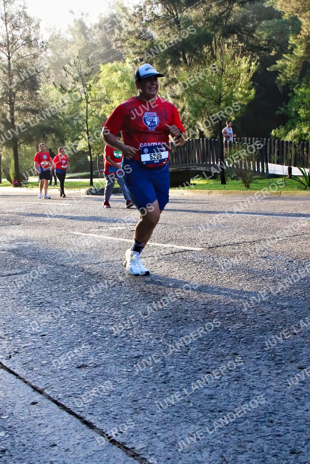 Foto de la CARRERA BIMBO GLOBAL RACE GUADALAJARA en Centro Comercial Andares, Blvd. Puerta de Hierro 4965, Zapopan a las 07:32 · dorsal 5285